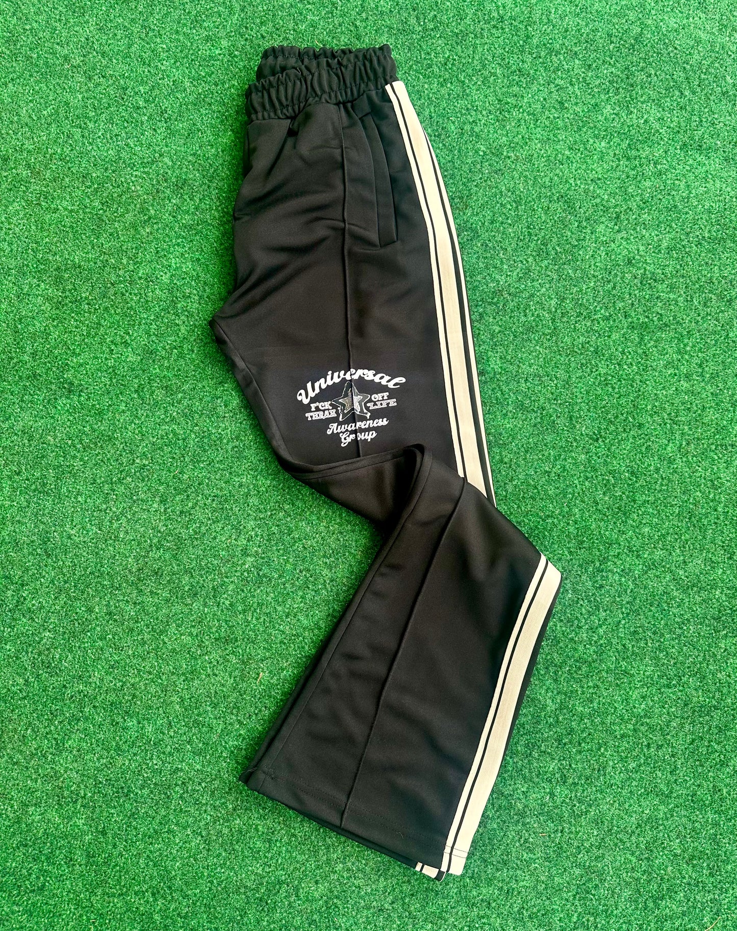 UNIVERSAL TRACKSUIT BLACK/CREAM