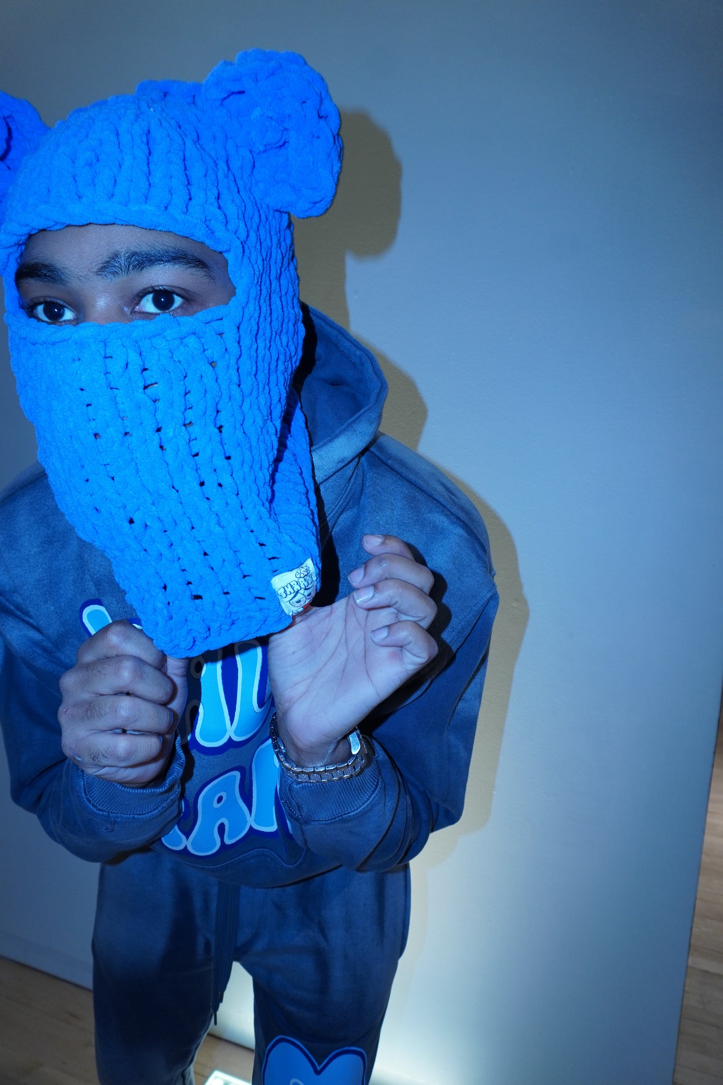 Blue Knitted Mouse Ski