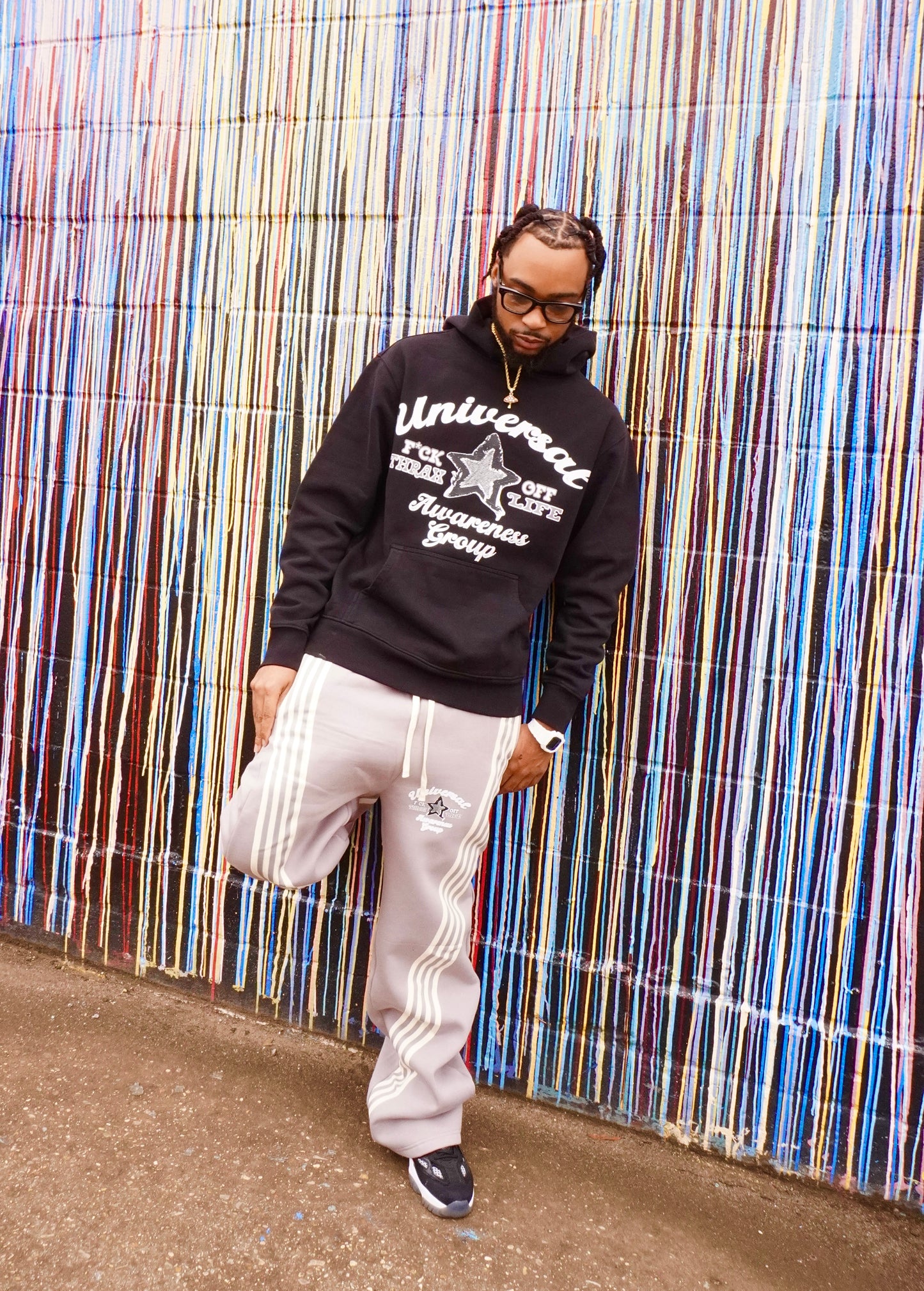UNIVERSAL COLLEGIATE GARMET DYE HOODIE (BLACK)