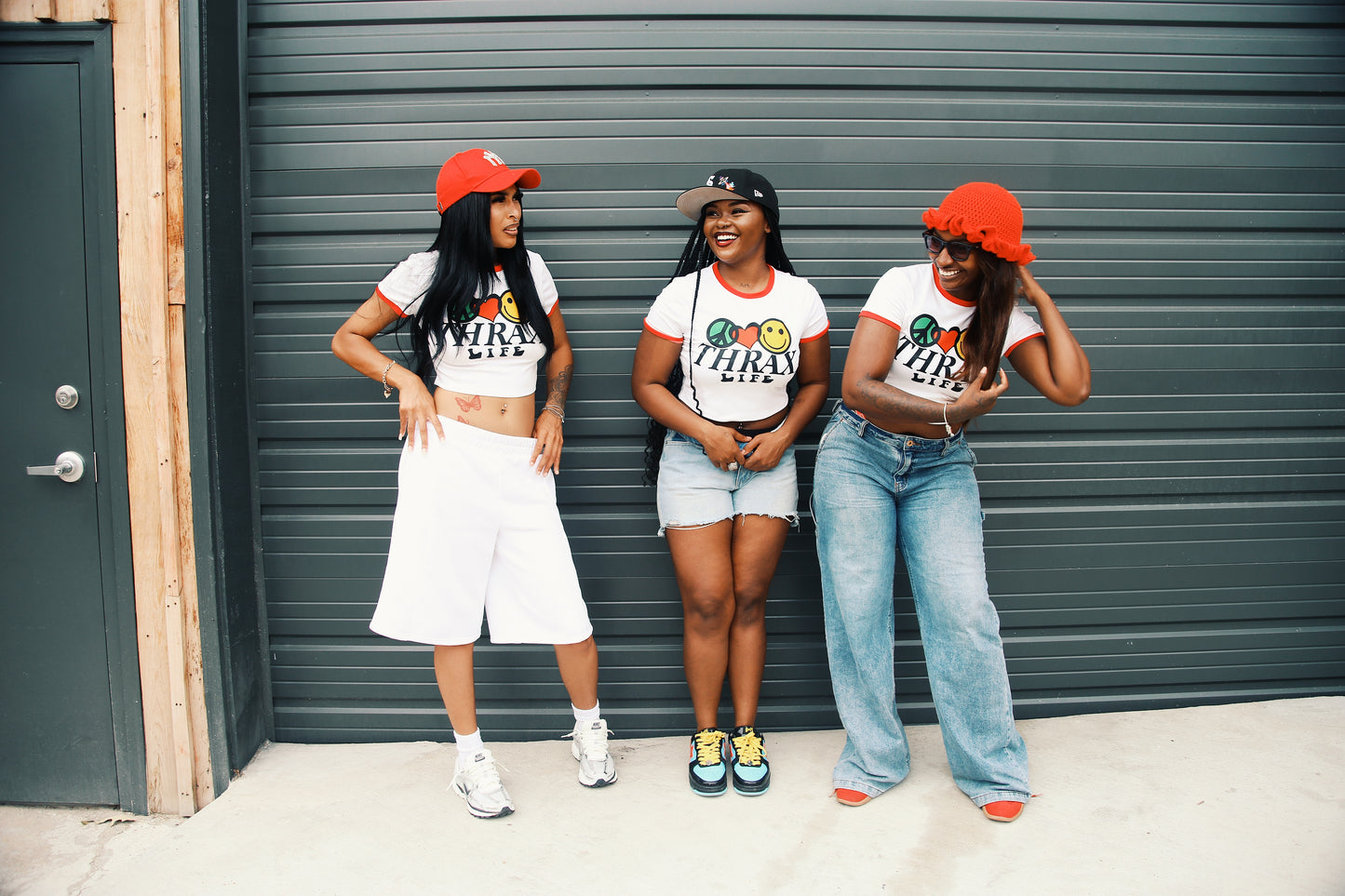 HAPPY TRIP WOMENS RINGER BABY TEE