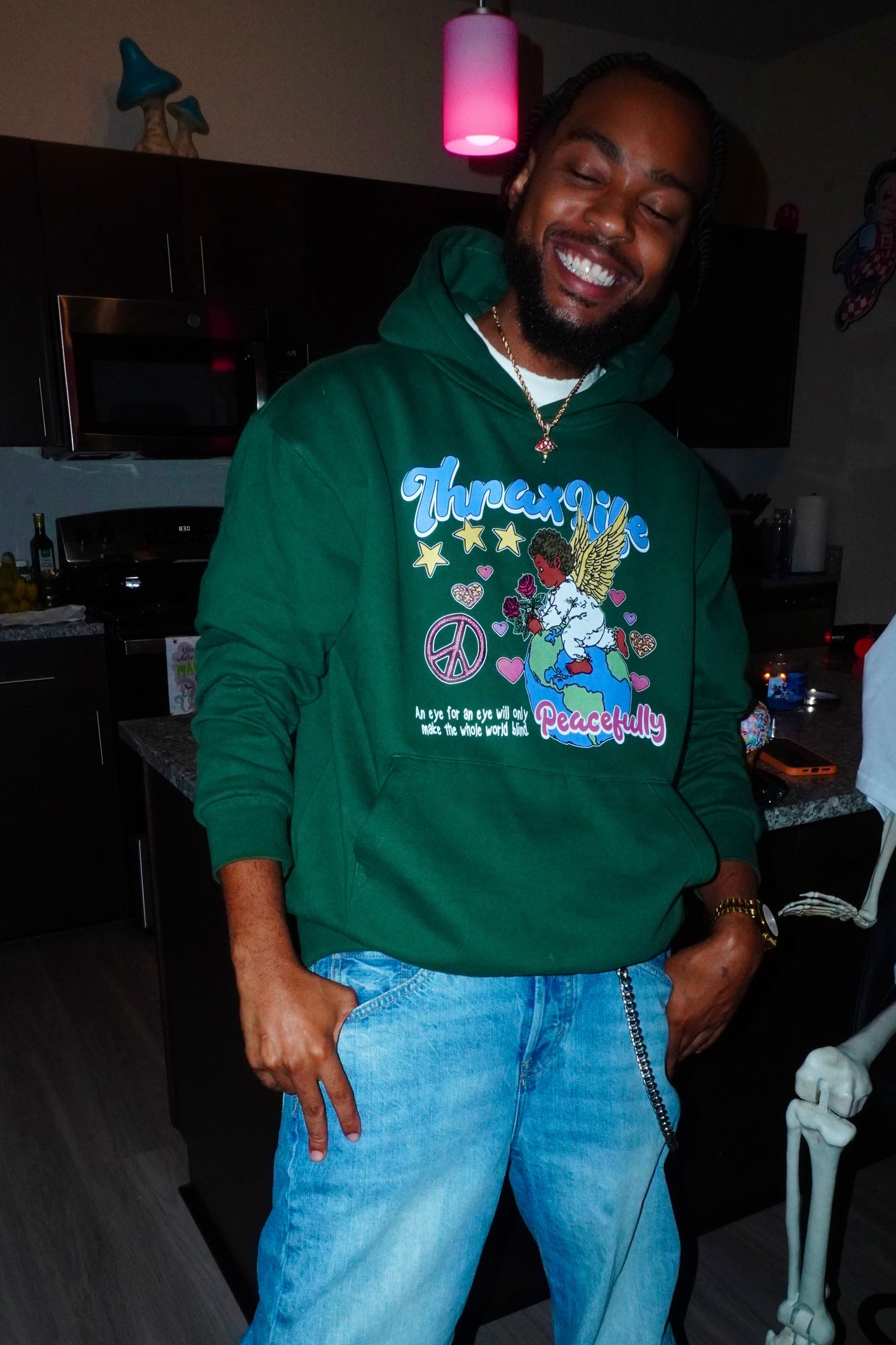 PEACEFULLY HOODIE (GREEN)